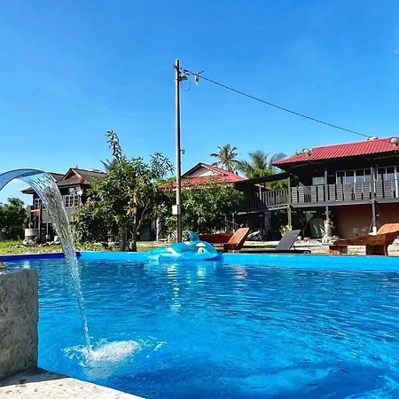 Rumah Kurnia Kangar Exteriör bild